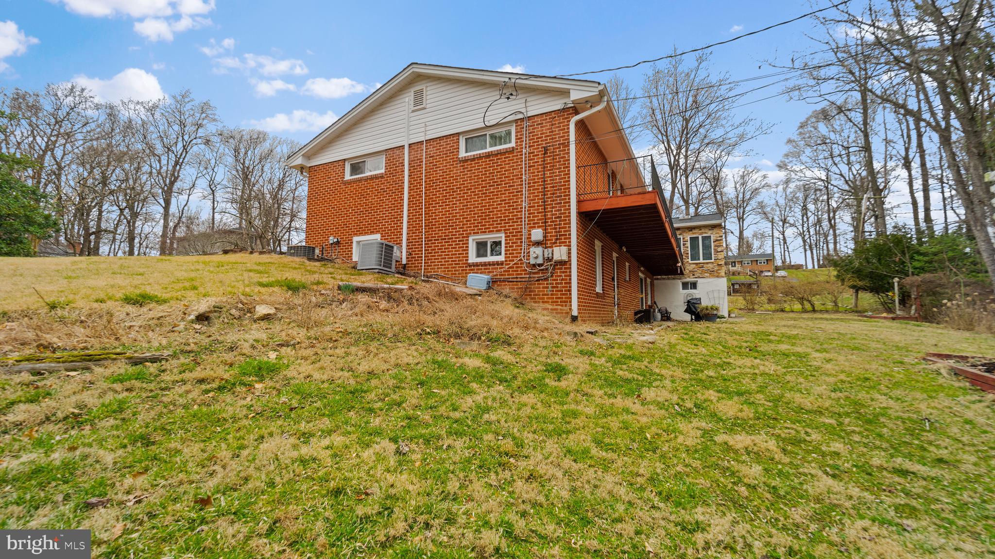 WILTON FARM ACRES - Residential