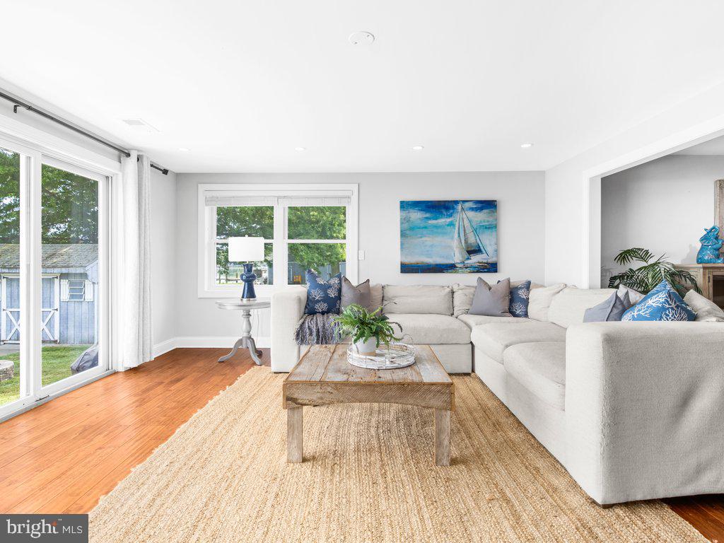 KENT ISLAND ESTATES - Residential