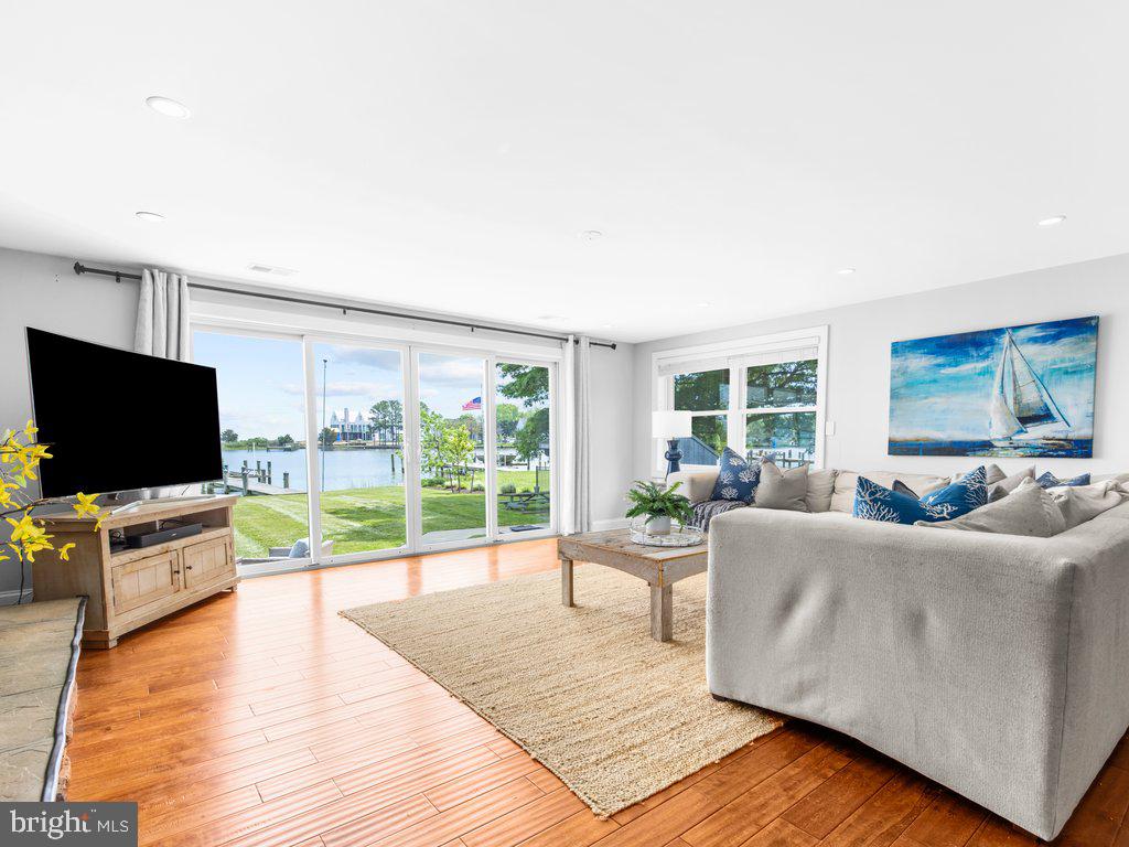 KENT ISLAND ESTATES - Residential