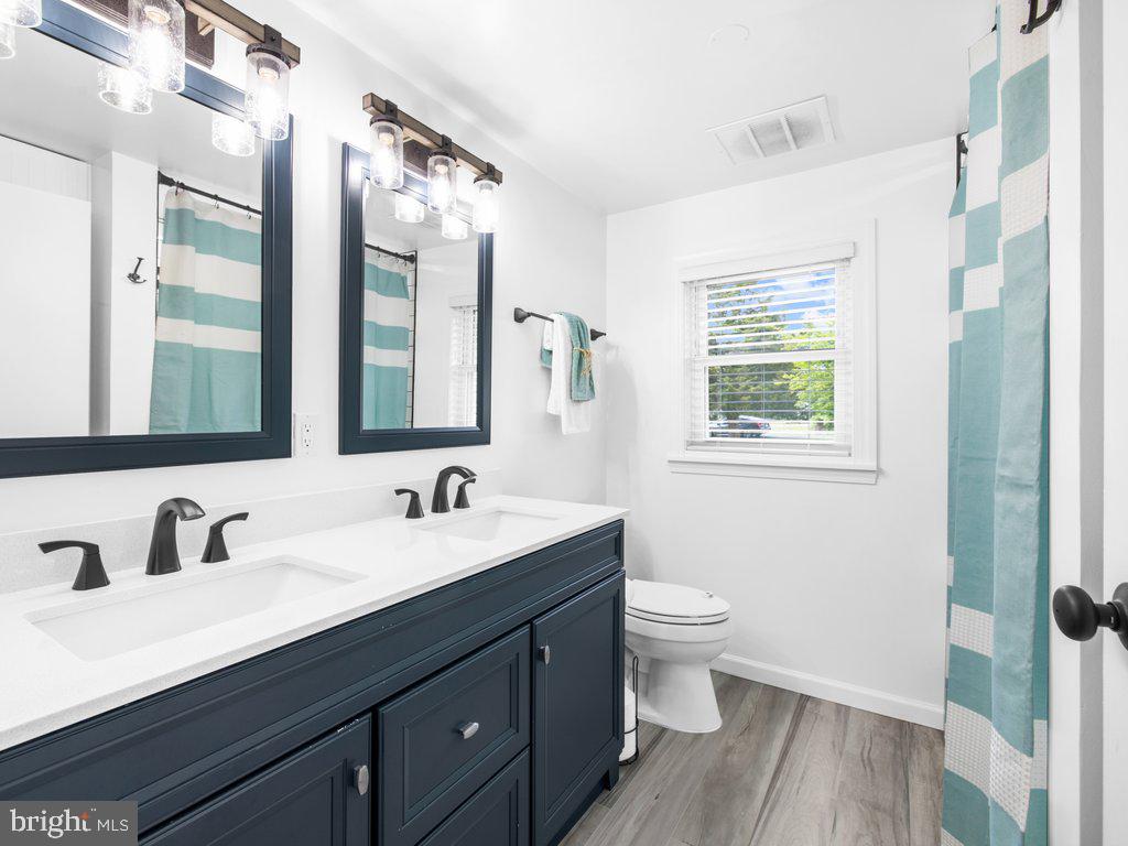 KENT ISLAND ESTATES - Residential