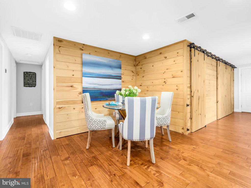 KENT ISLAND ESTATES - Residential