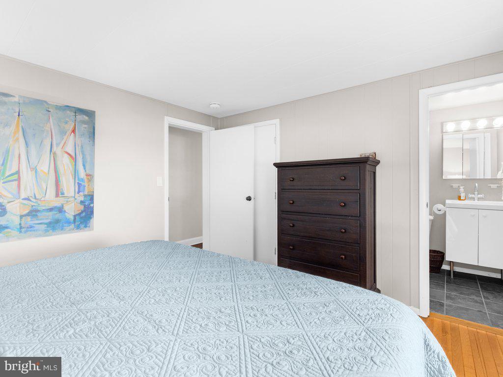 KENT ISLAND ESTATES - Residential