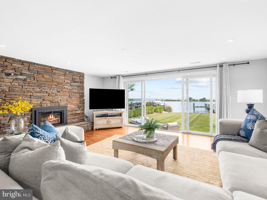 KENT ISLAND ESTATES - Residential