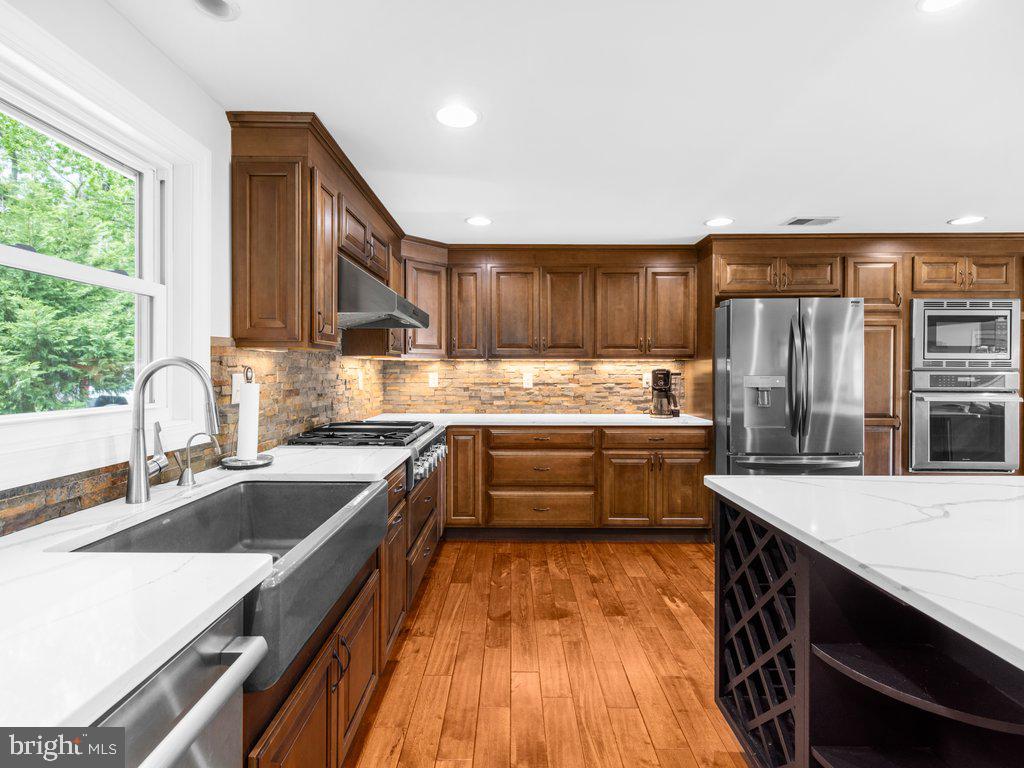 KENT ISLAND ESTATES - Residential