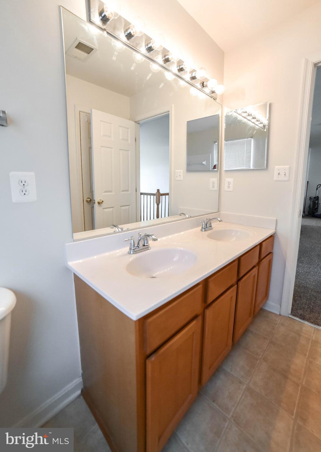 WESTBURY PUB - Residential