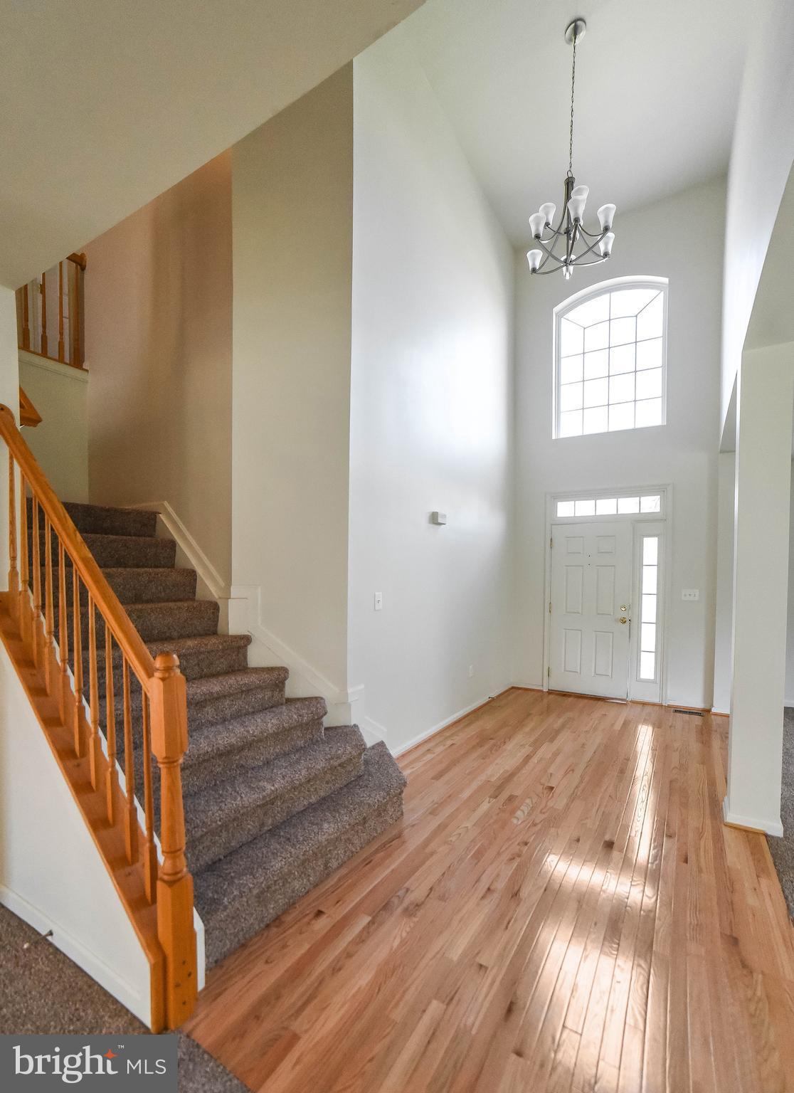 WESTBURY PUB - Residential