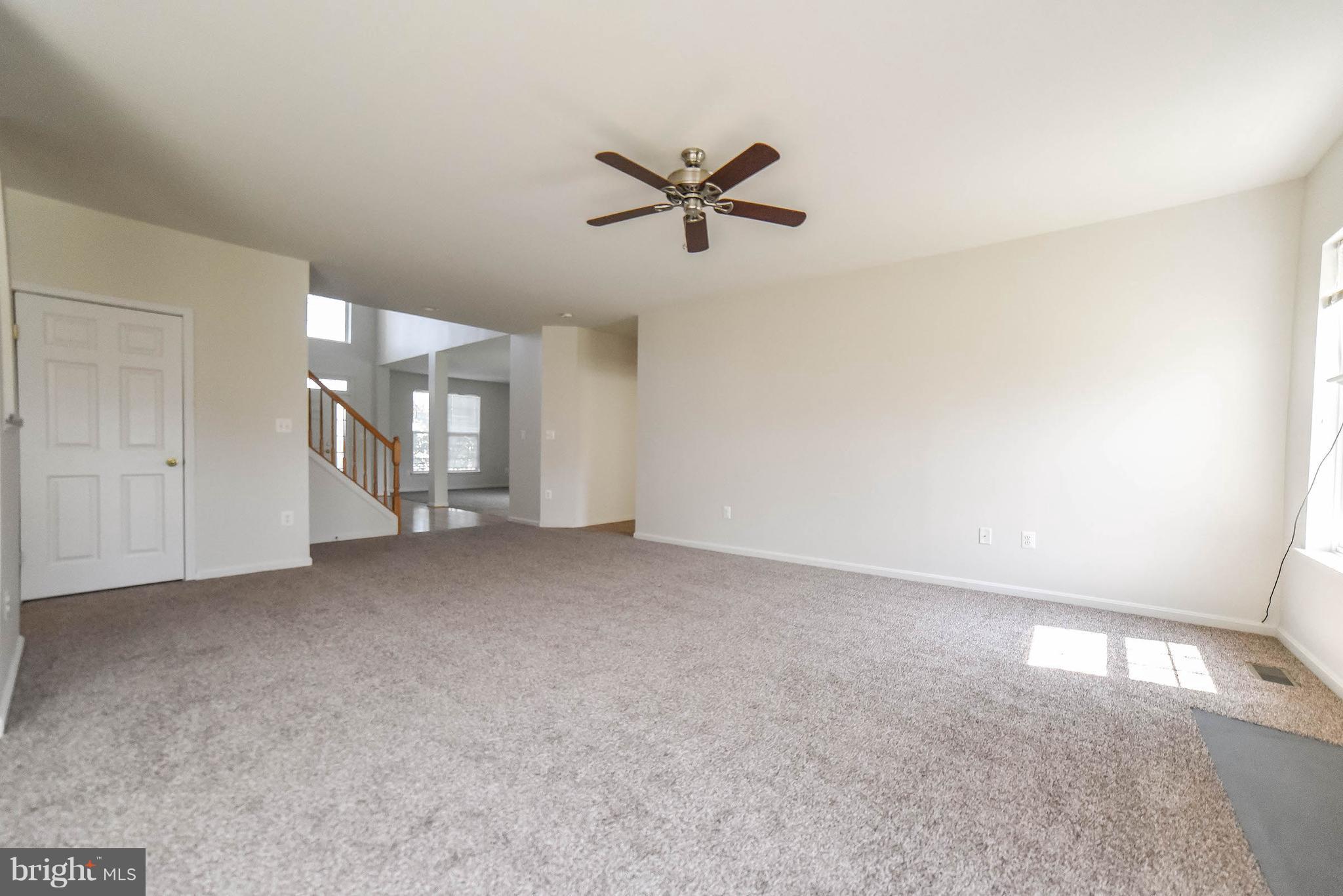 WESTBURY PUB - Residential