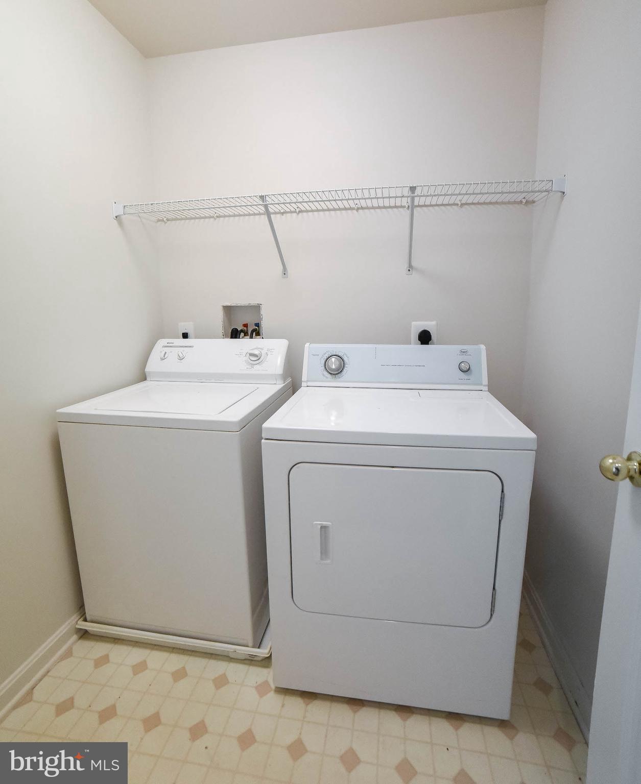 WESTBURY PUB - Residential