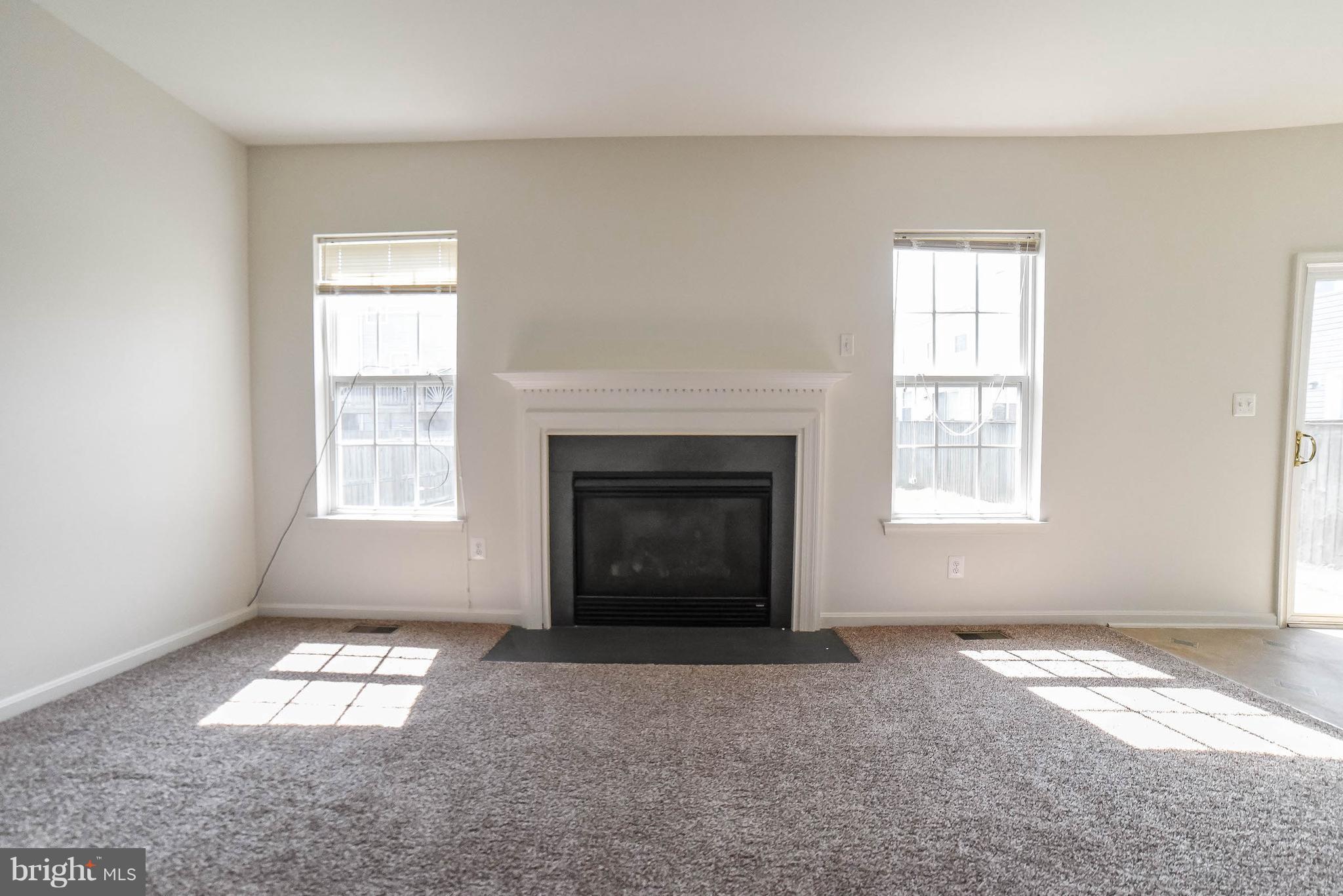 WESTBURY PUB - Residential