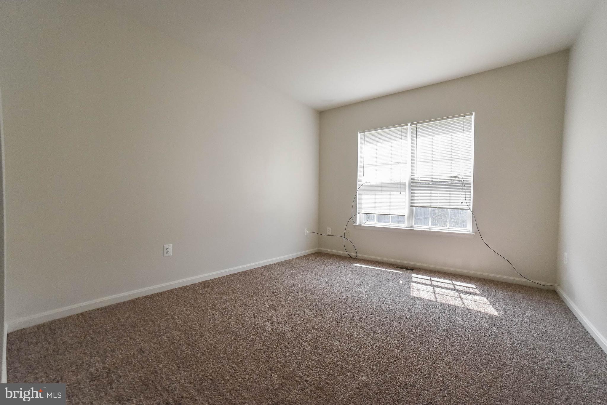 WESTBURY PUB - Residential