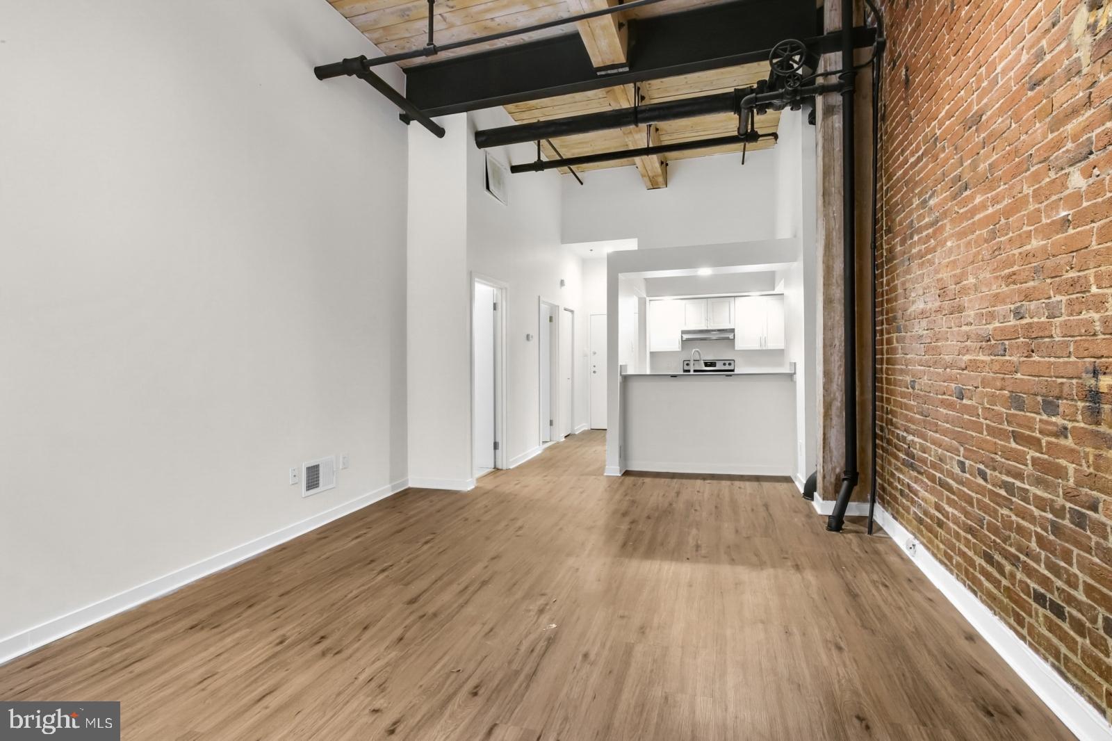 OLD CITY - Residential Lease