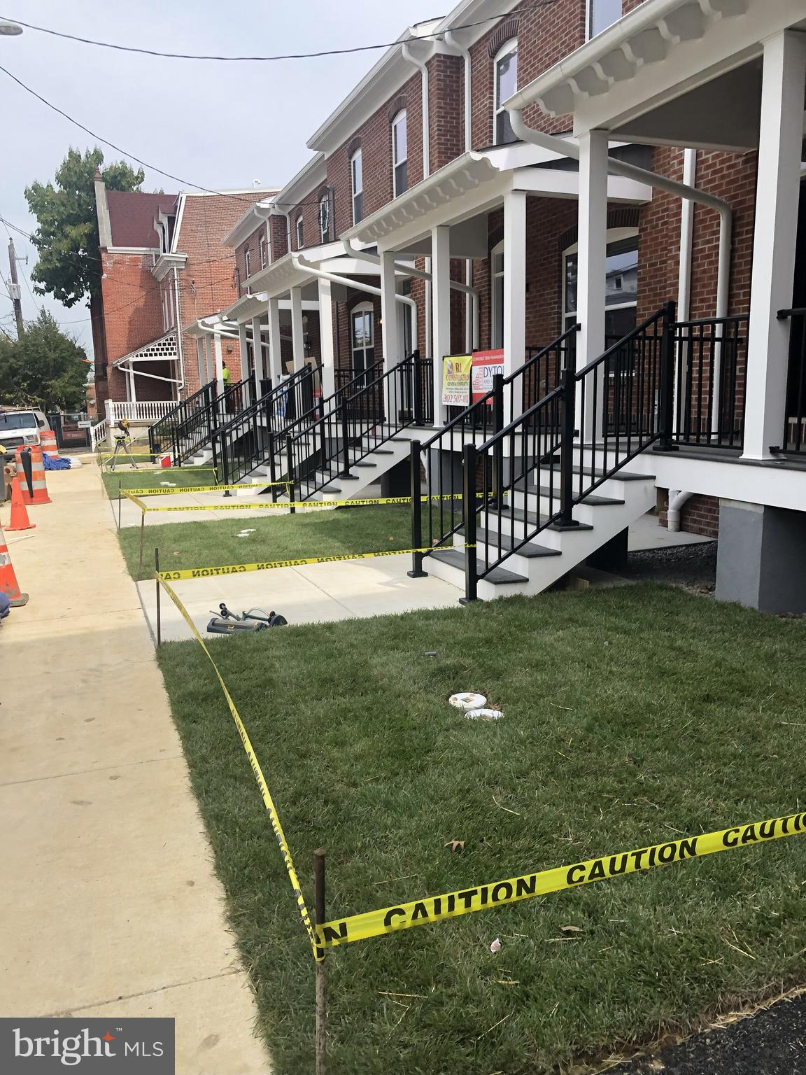 912 N LOMBARD STREET