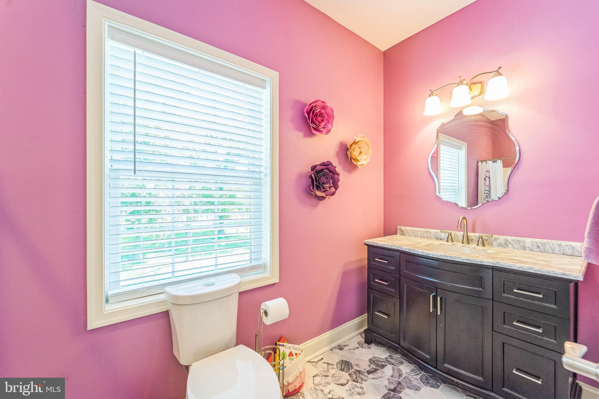 MIDDLE RIVER - Residential