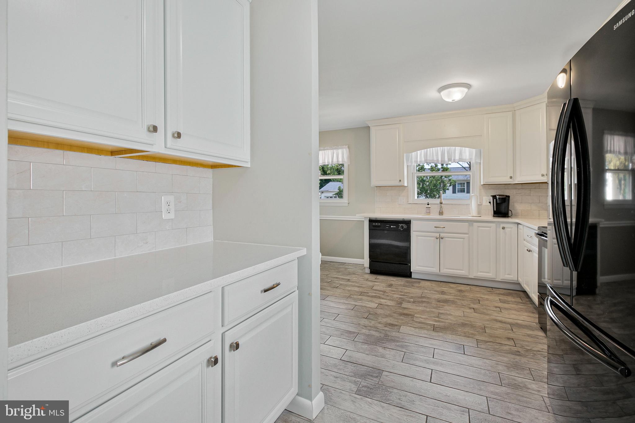 SILVERGATE VILLAGE - Residential