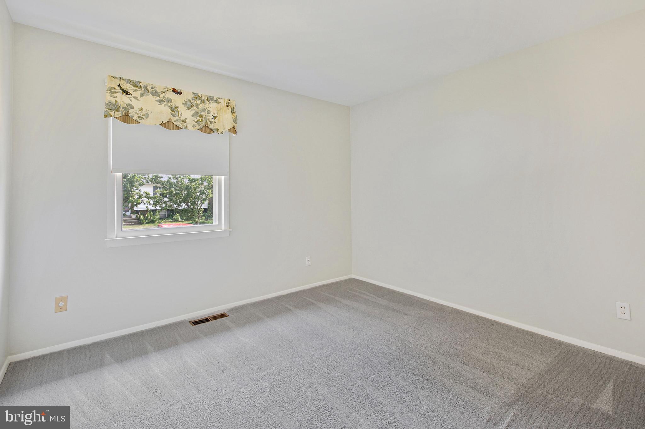 SILVERGATE VILLAGE - Residential