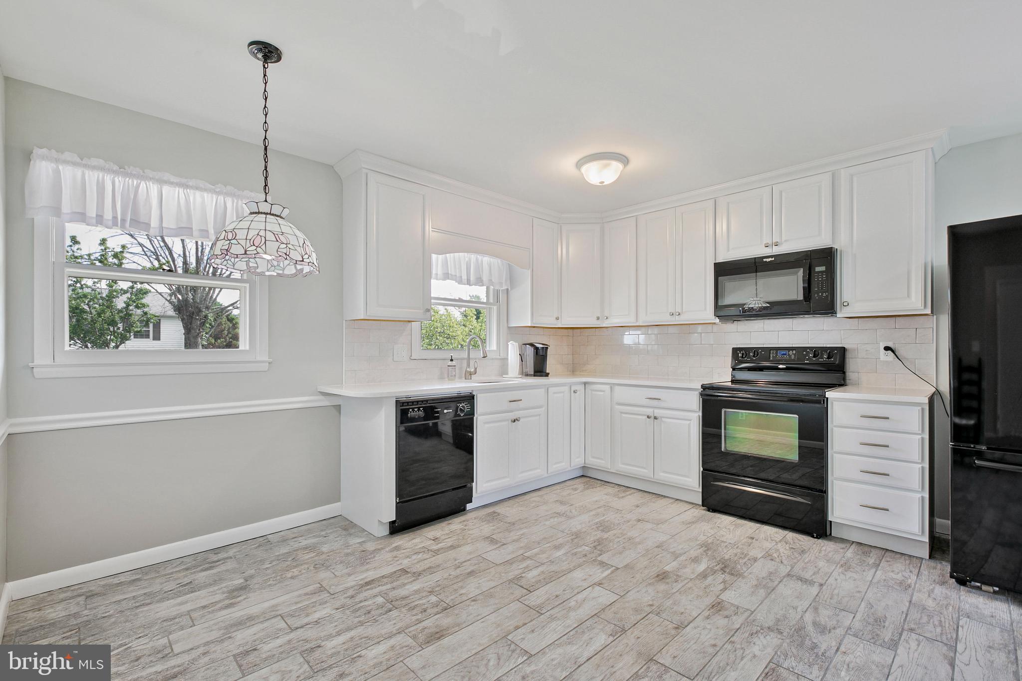 SILVERGATE VILLAGE - Residential