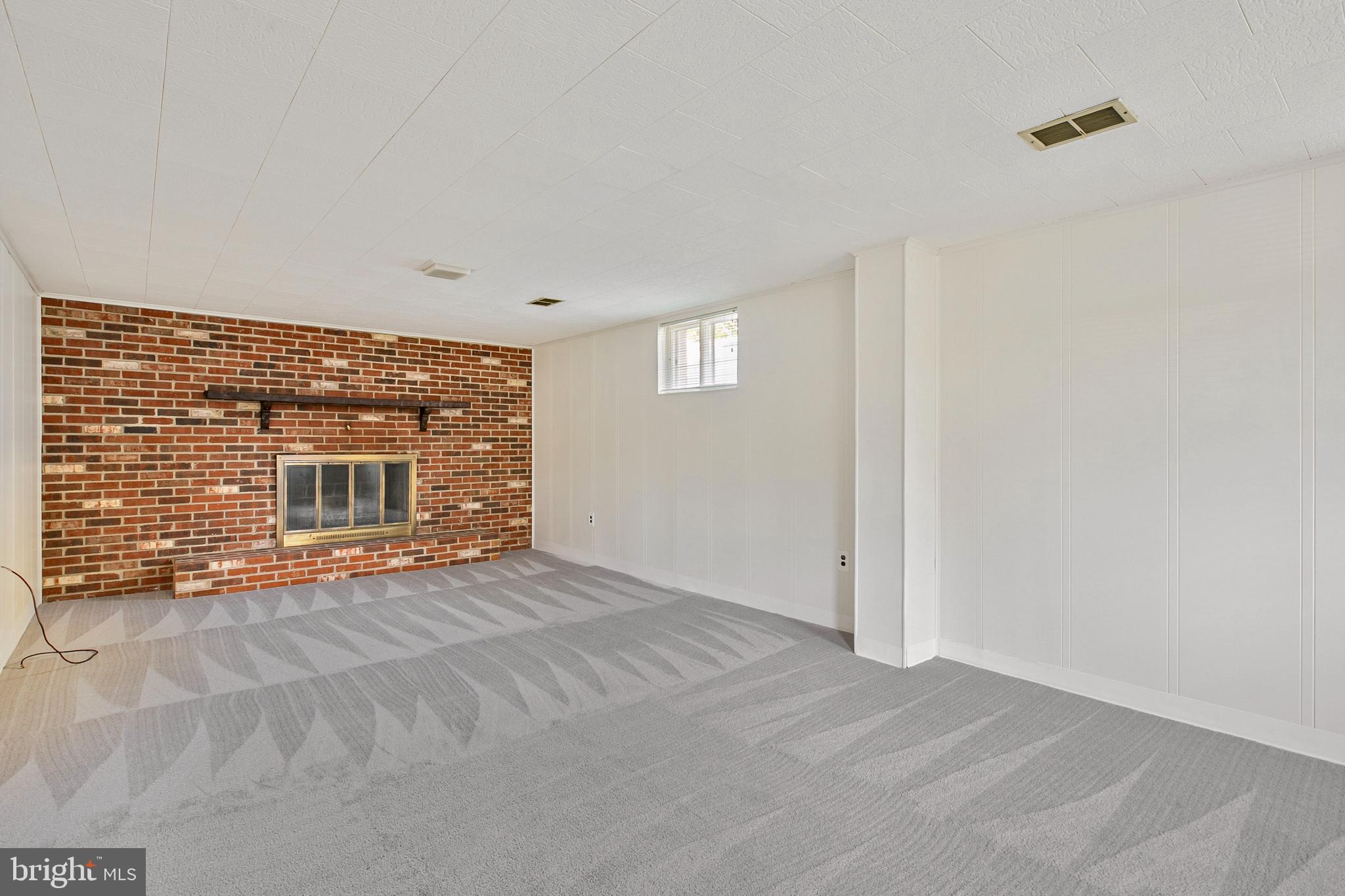 SILVERGATE VILLAGE - Residential