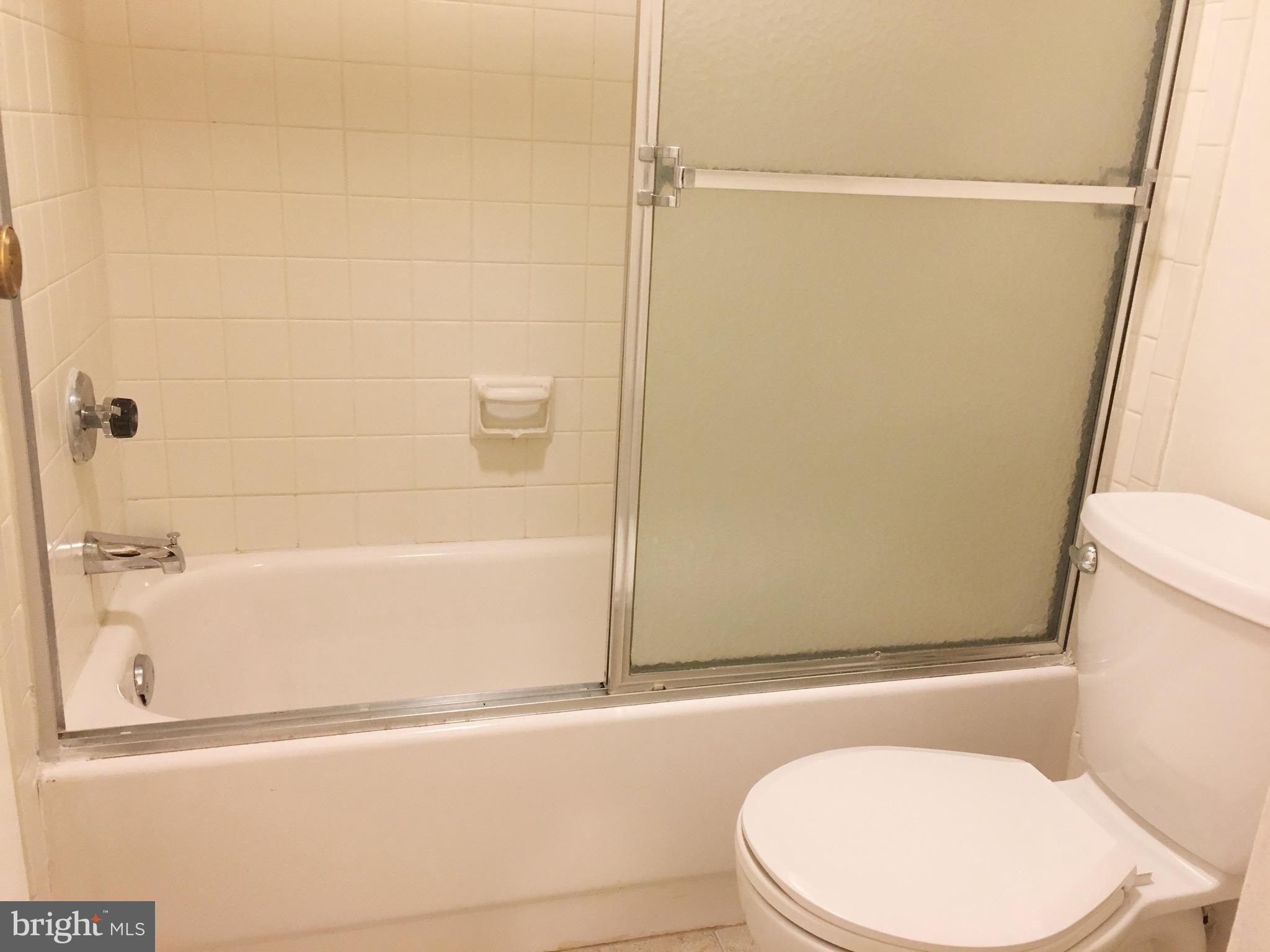 TIVOLI - Residential Lease