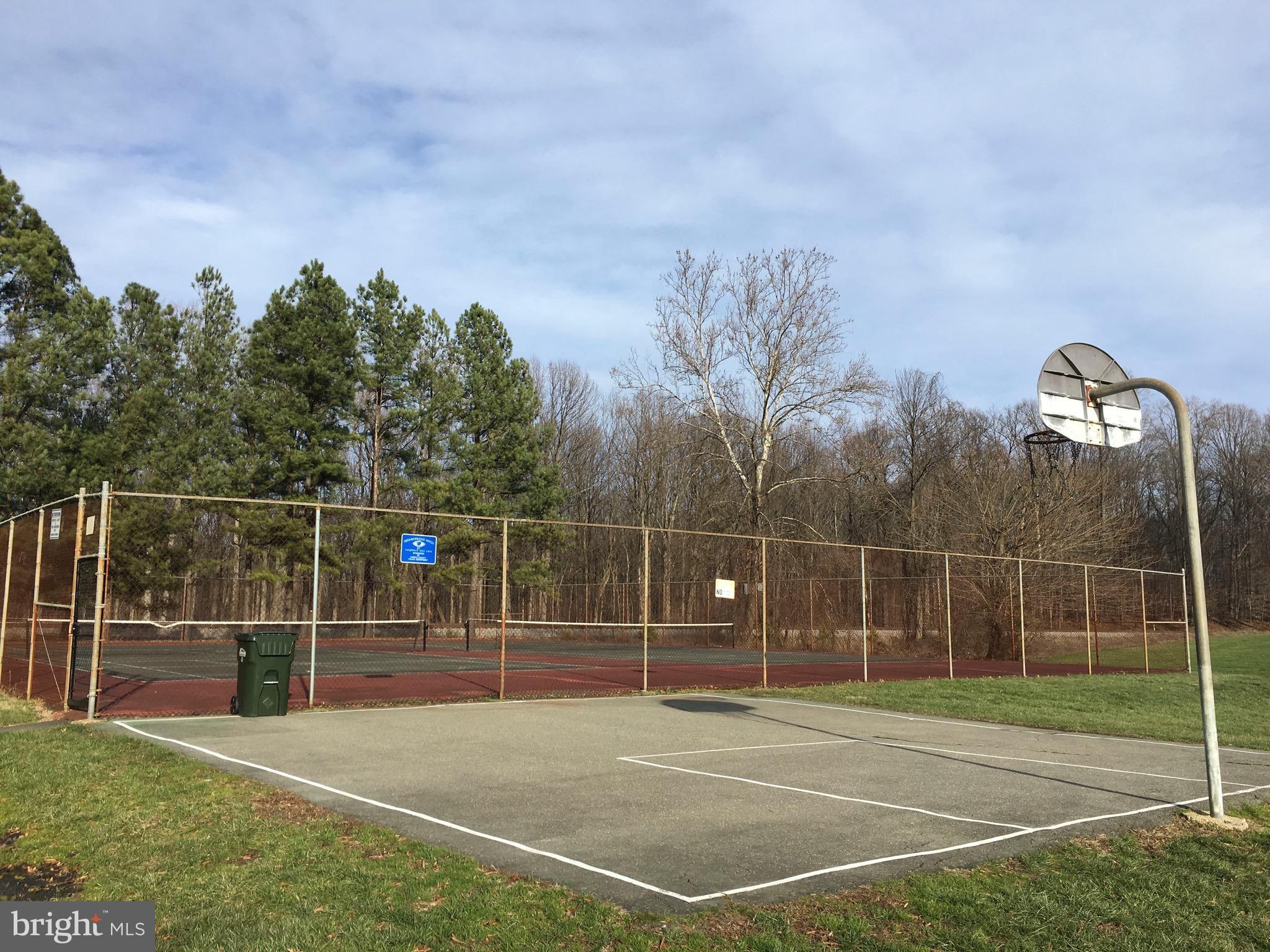 TIVOLI - Residential Lease