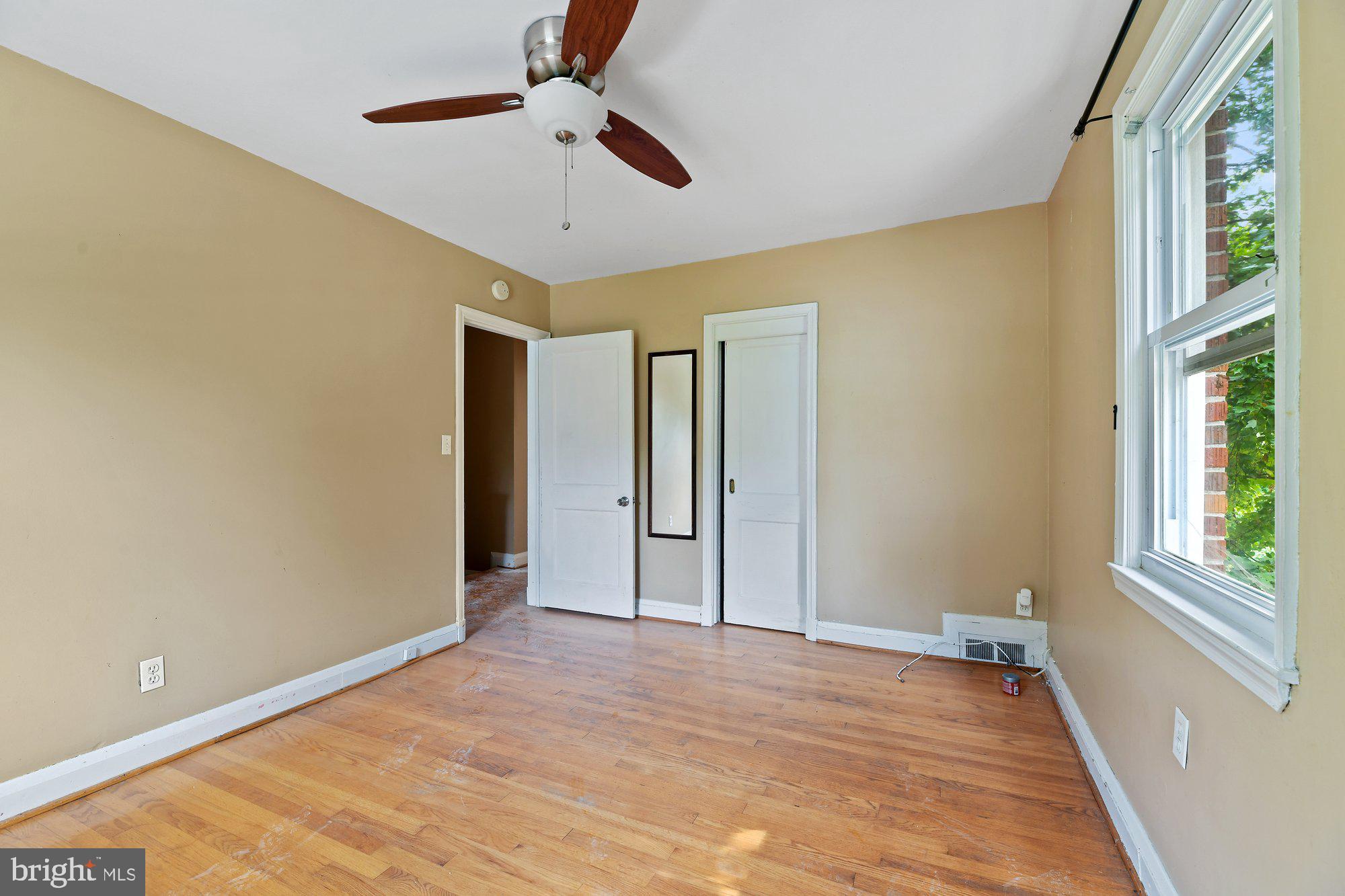 MOUNT WASHINGTON - Residential Lease