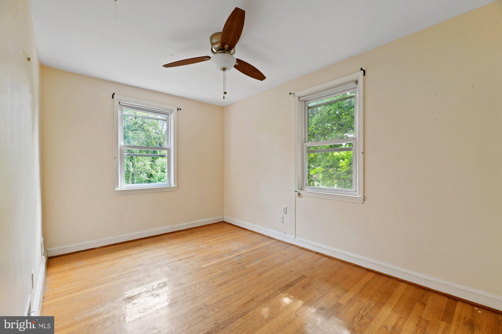 MOUNT WASHINGTON - Residential Lease