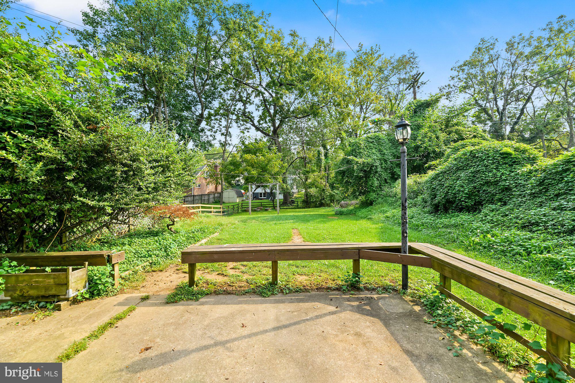 MOUNT WASHINGTON - Residential Lease