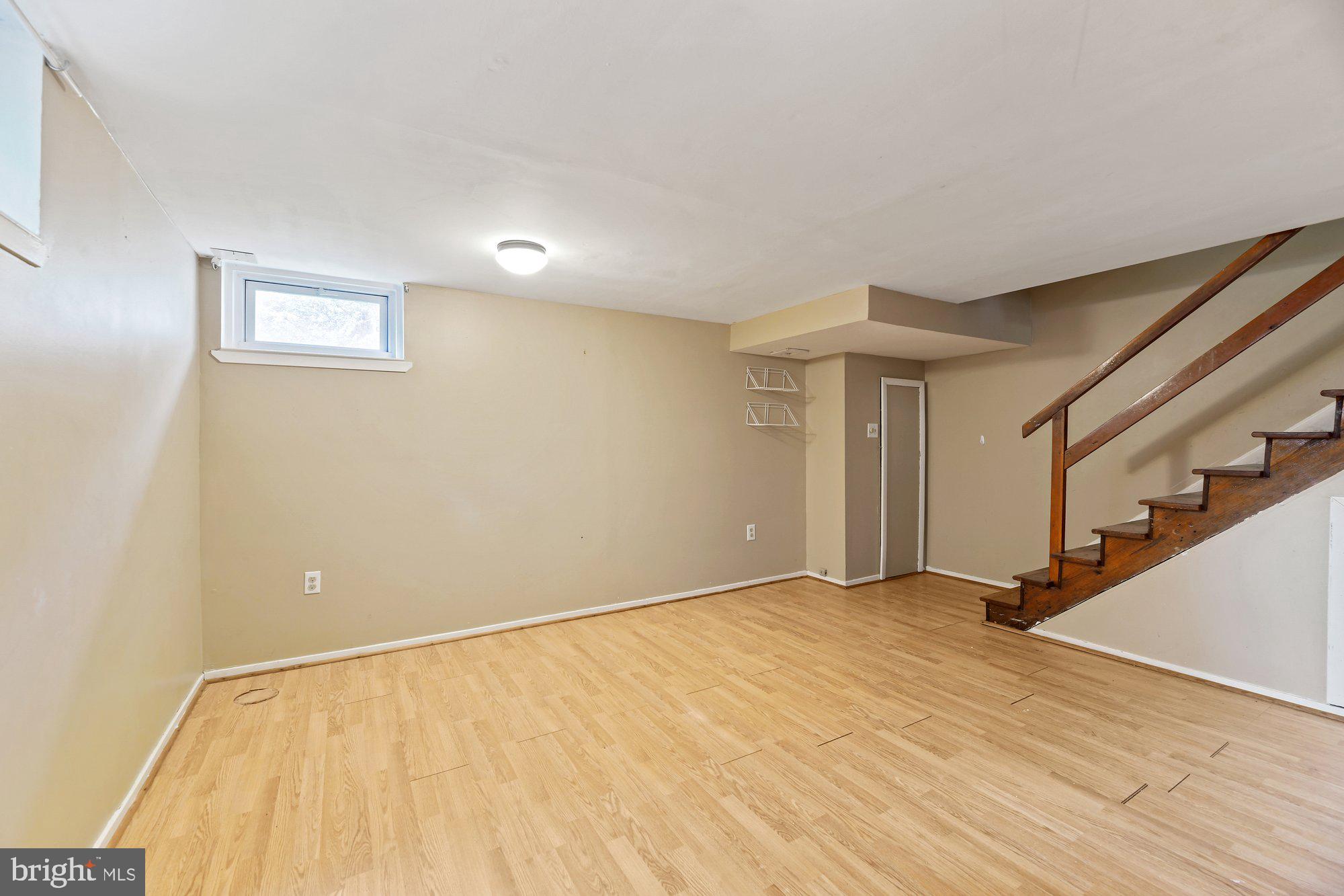 MOUNT WASHINGTON - Residential Lease