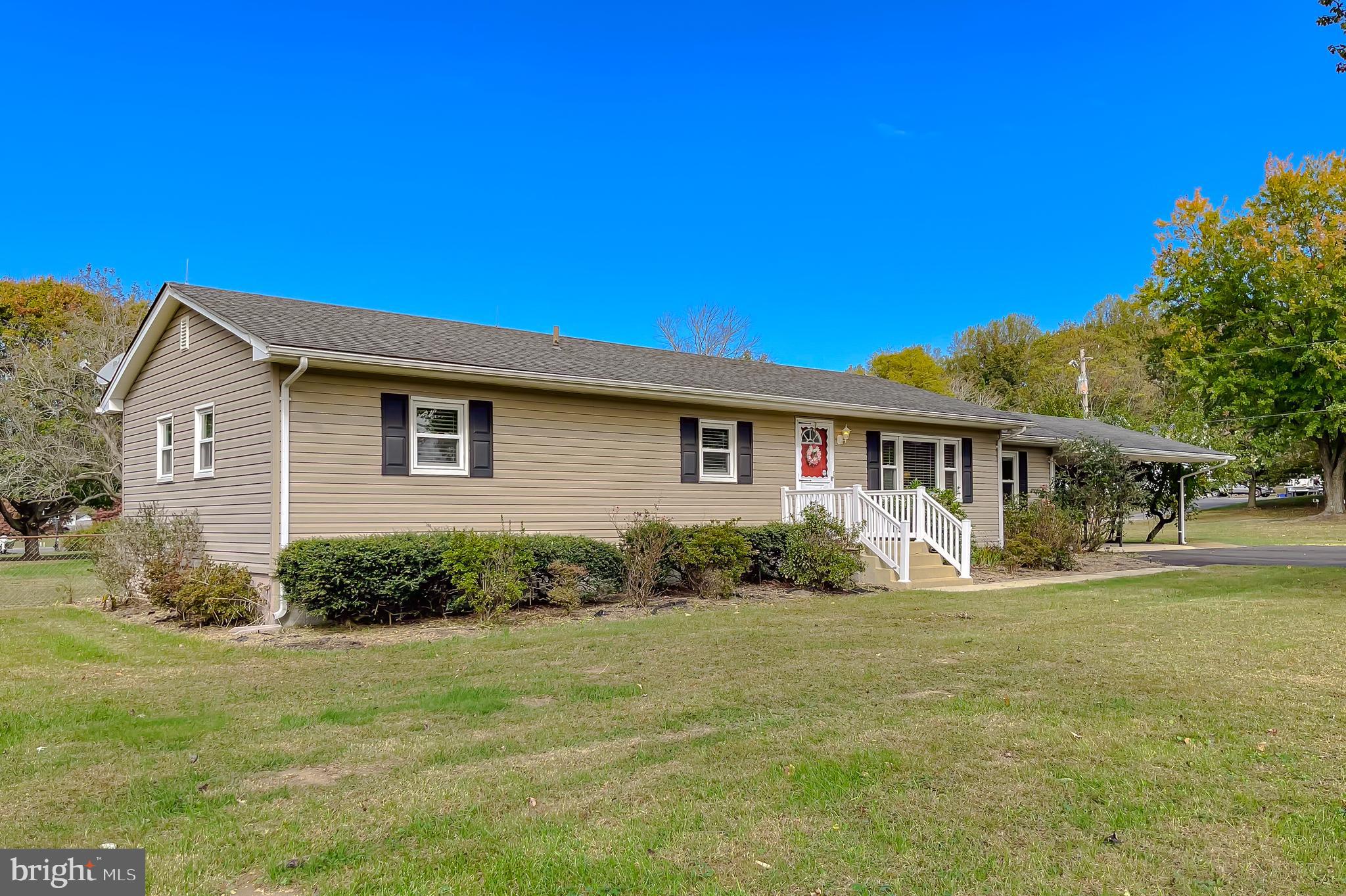 3345 FERRY LANDING ROAD