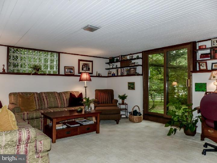 BROAD AXE - Residential