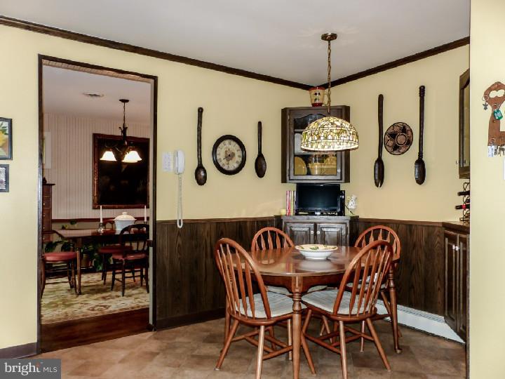 BROAD AXE - Residential