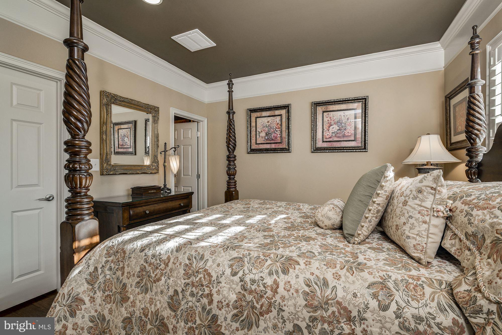 PATUXENT CHASE - Residential