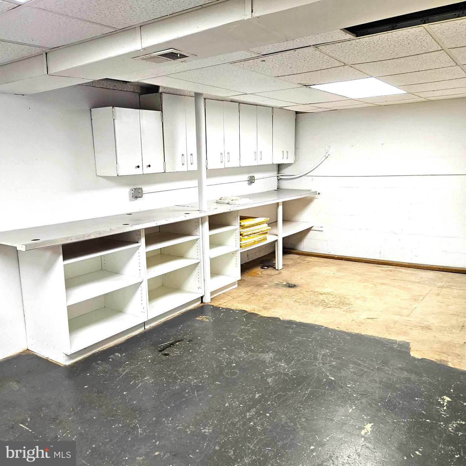 WASHINGTON VIRGINIA - Residential