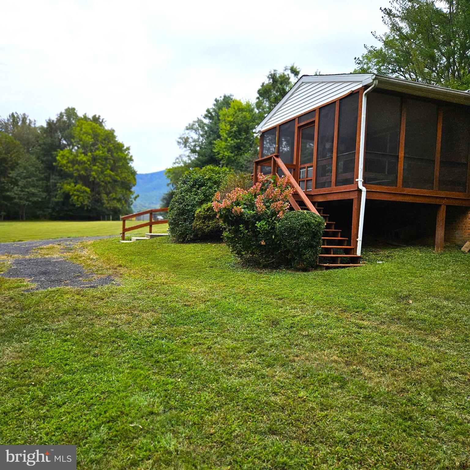 WASHINGTON VIRGINIA - Residential