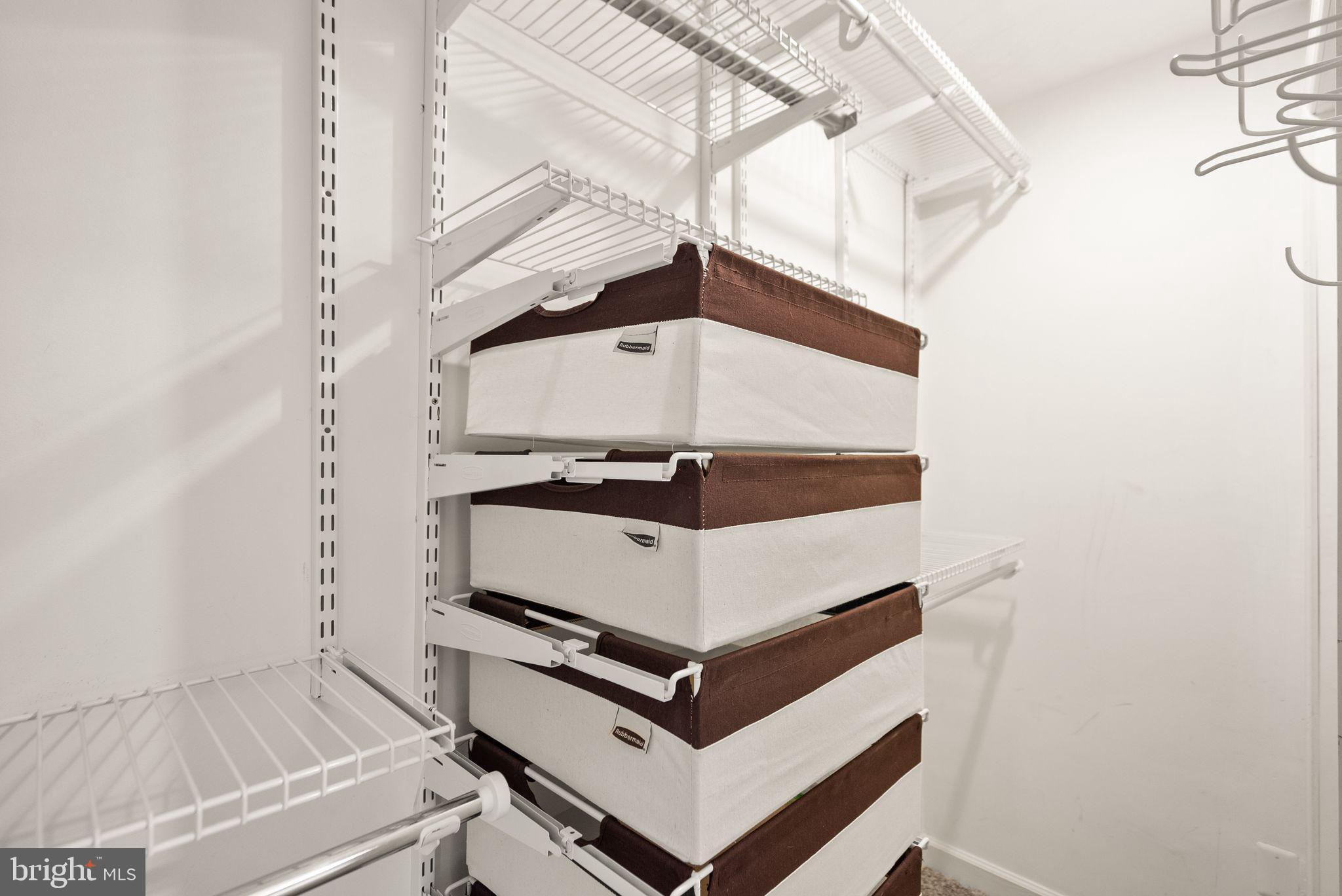 KINGSTOWNE - Residential