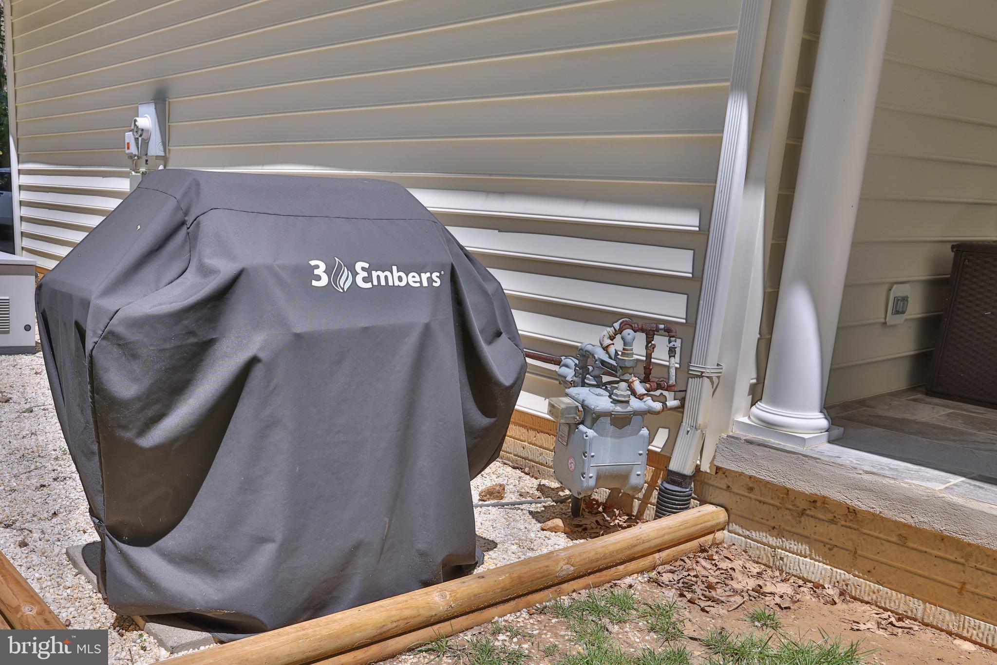 ESTATES OF CHANCELLORSVILLE - Residential