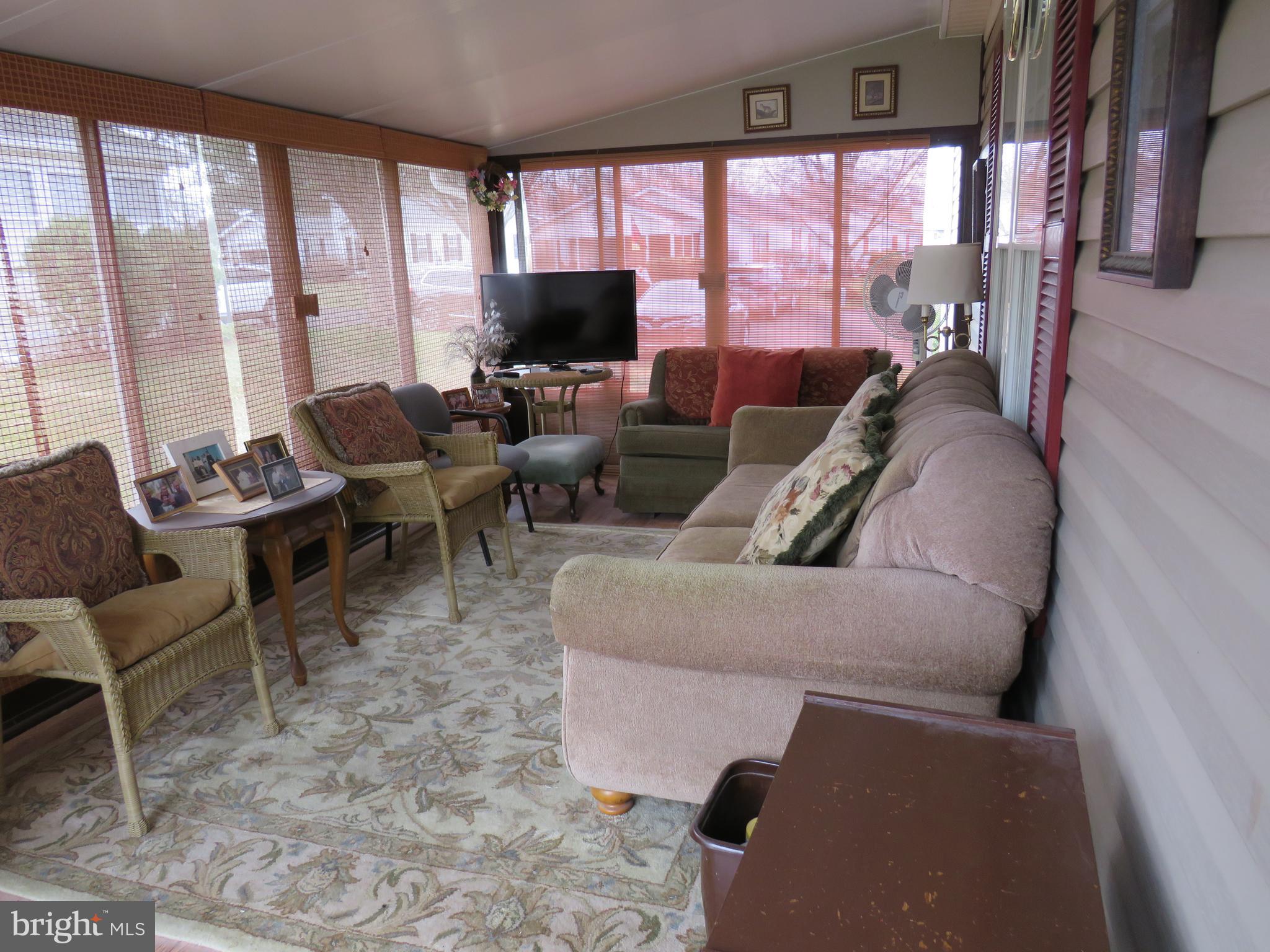 BUCKINGHAM SPRINGS - Residential