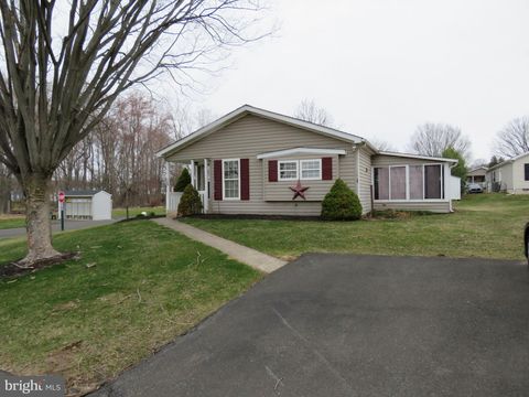 143 RAVEN COURT NEW HOPE PA 18938