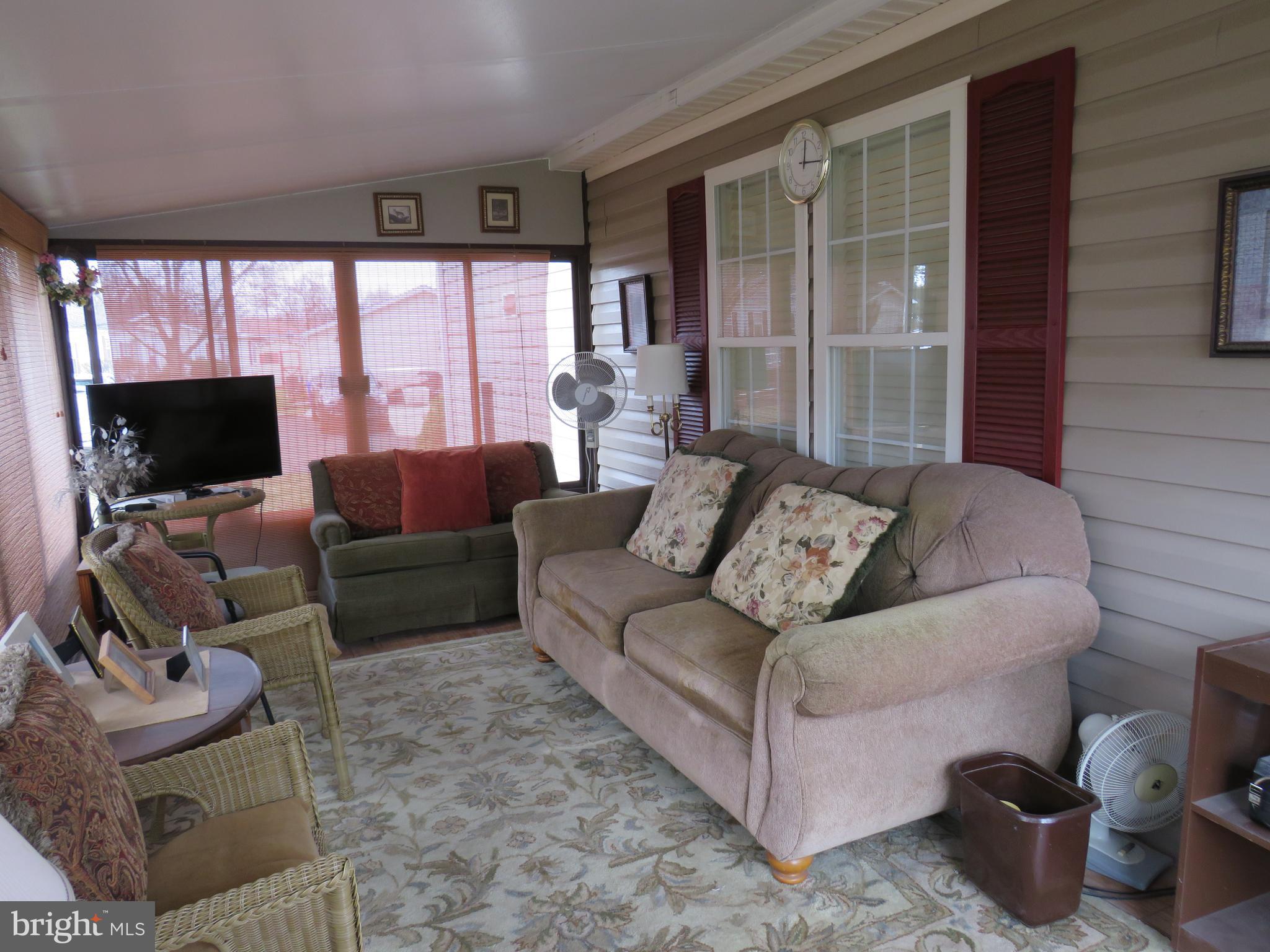 BUCKINGHAM SPRINGS - Residential