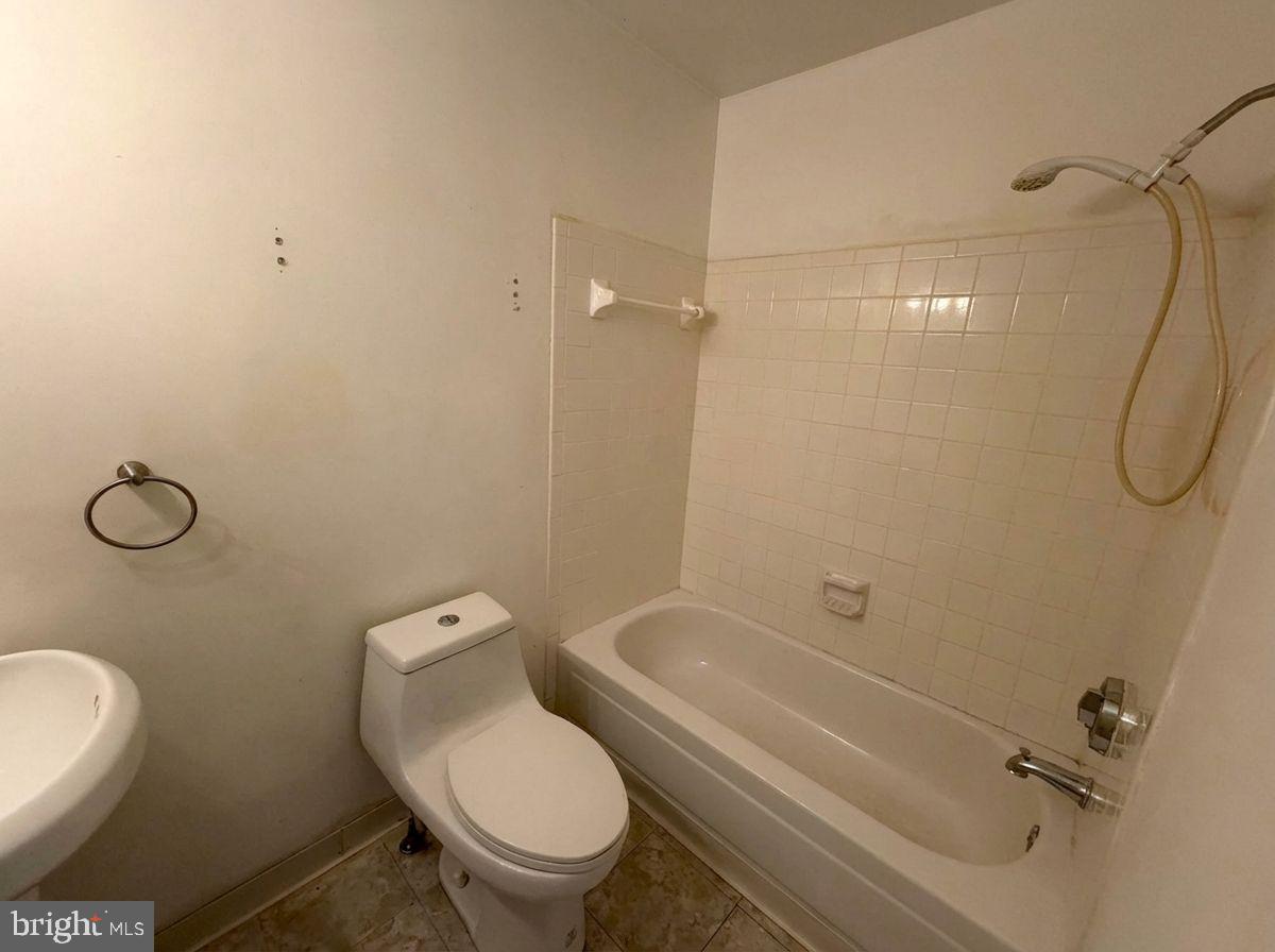 DEVON HILLS CONDO - Residential