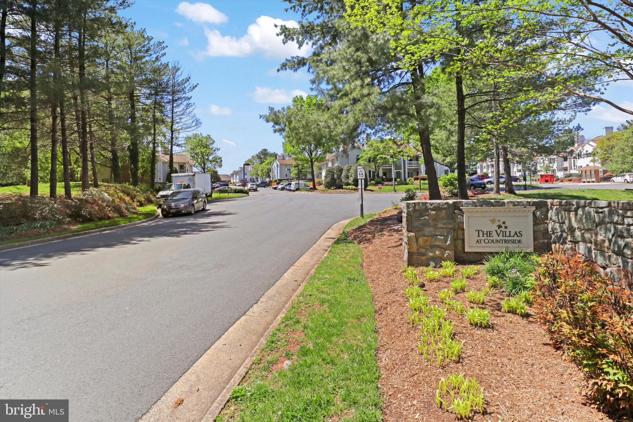 VILLAS AT COUNTRYSIDE - Residential Lease