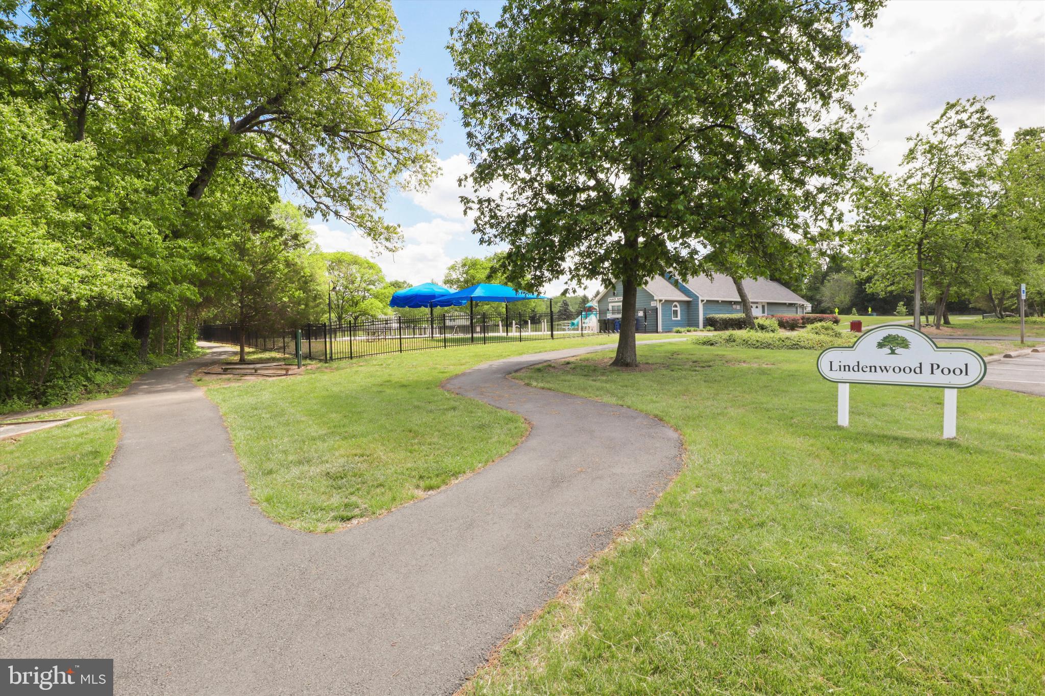 VILLAS AT COUNTRYSIDE - Residential Lease