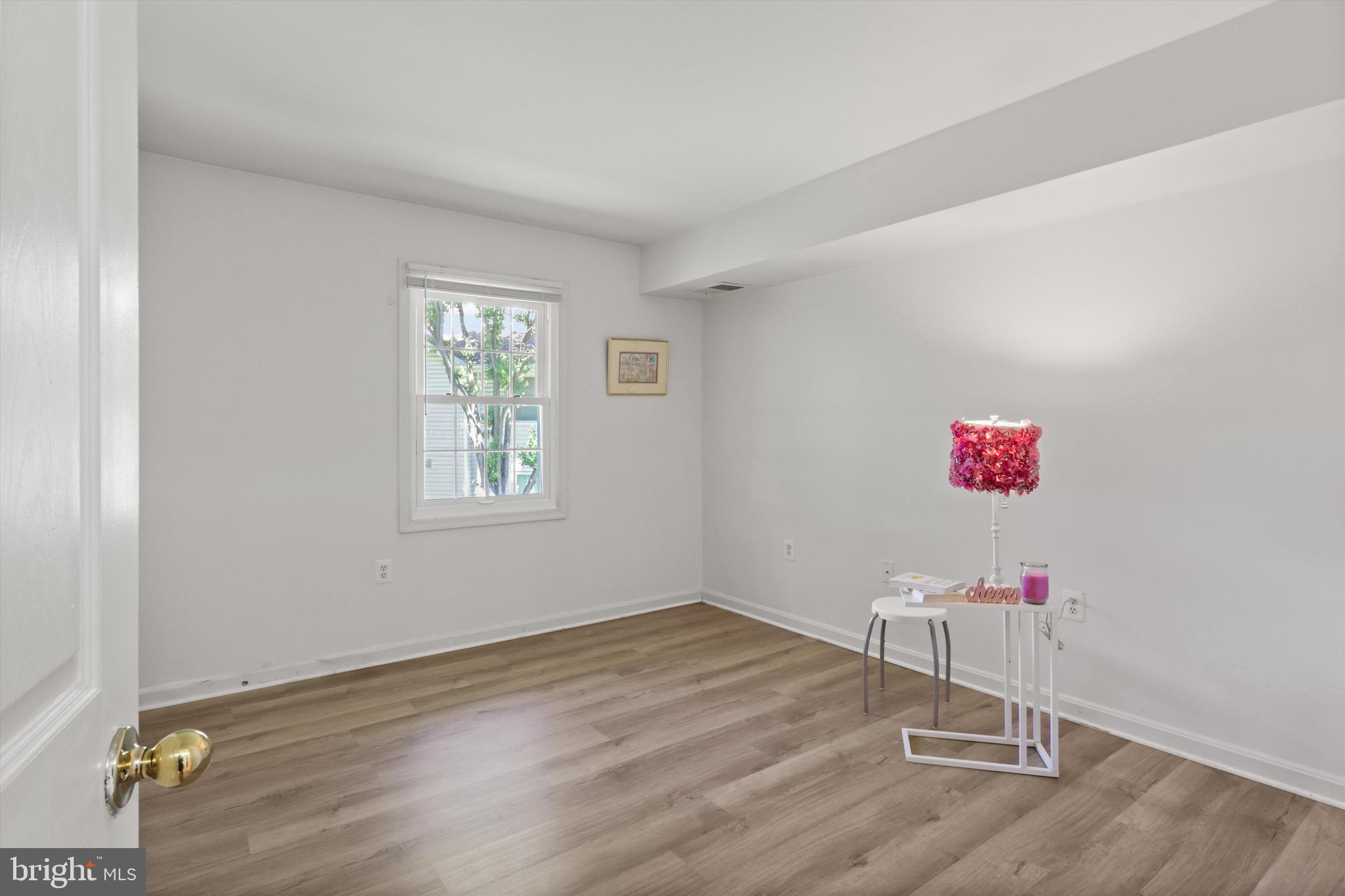 VILLAS AT COUNTRYSIDE - Residential Lease