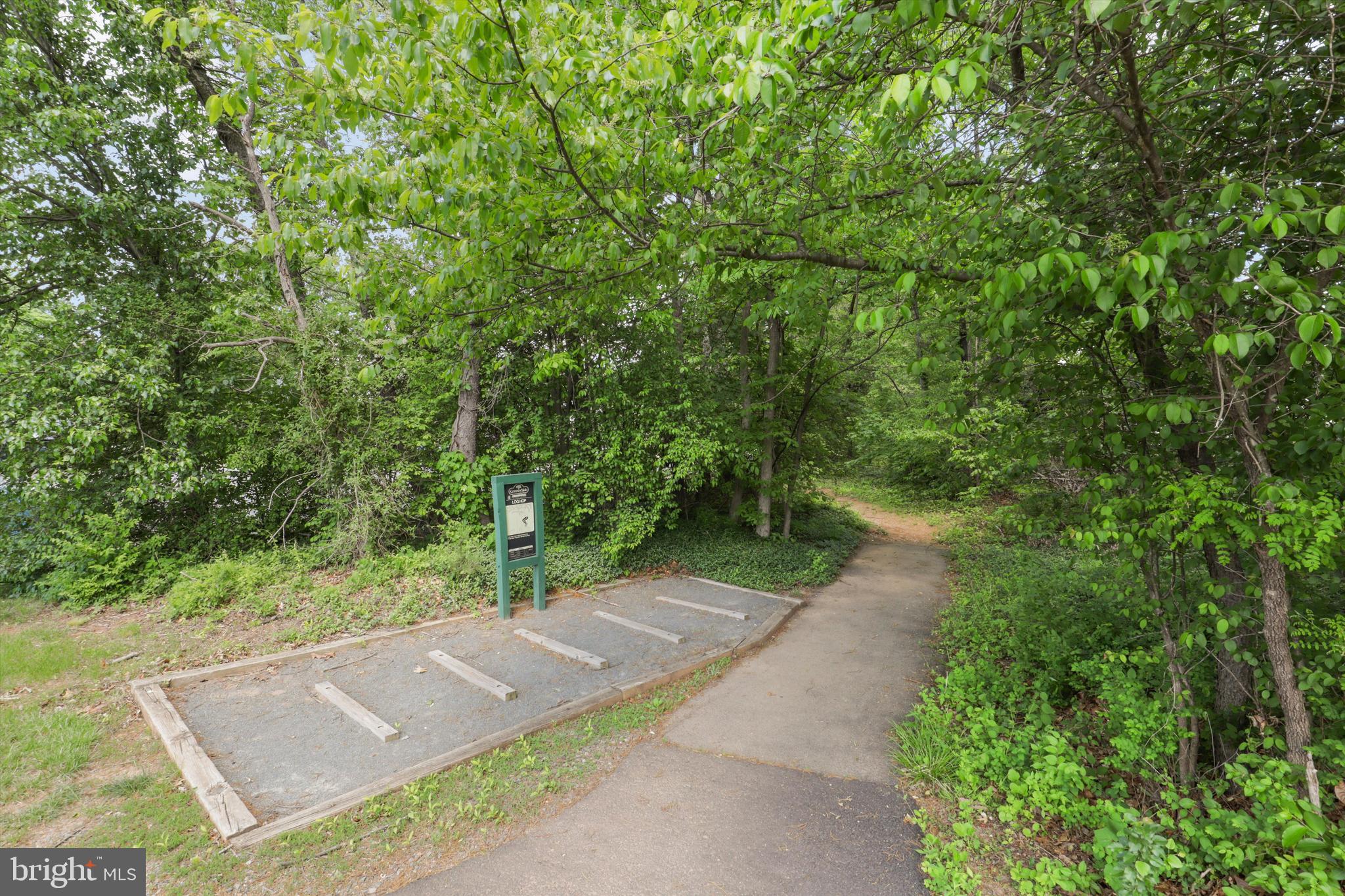 VILLAS AT COUNTRYSIDE - Residential Lease