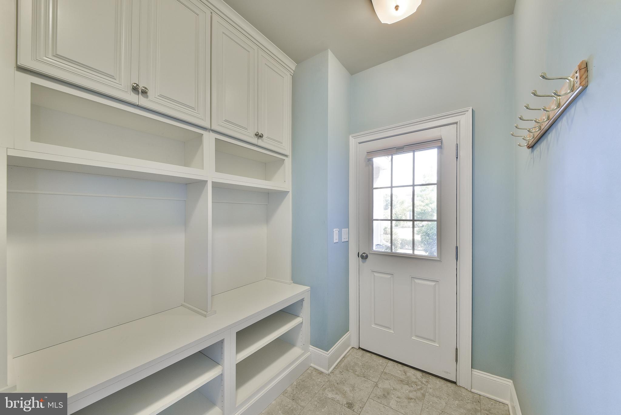 HORSHAM VALLEY ESTAT - Residential