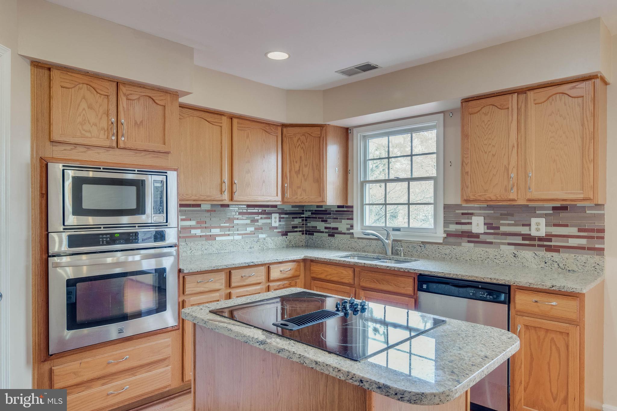 SEVEN OAKS - Residential Lease