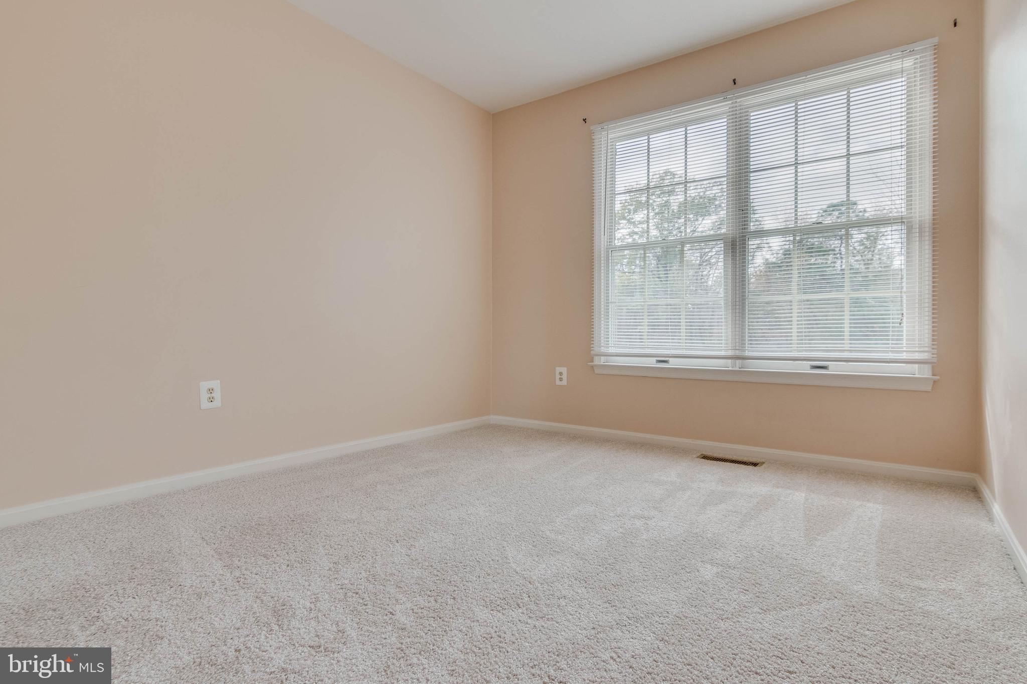 SEVEN OAKS - Residential Lease