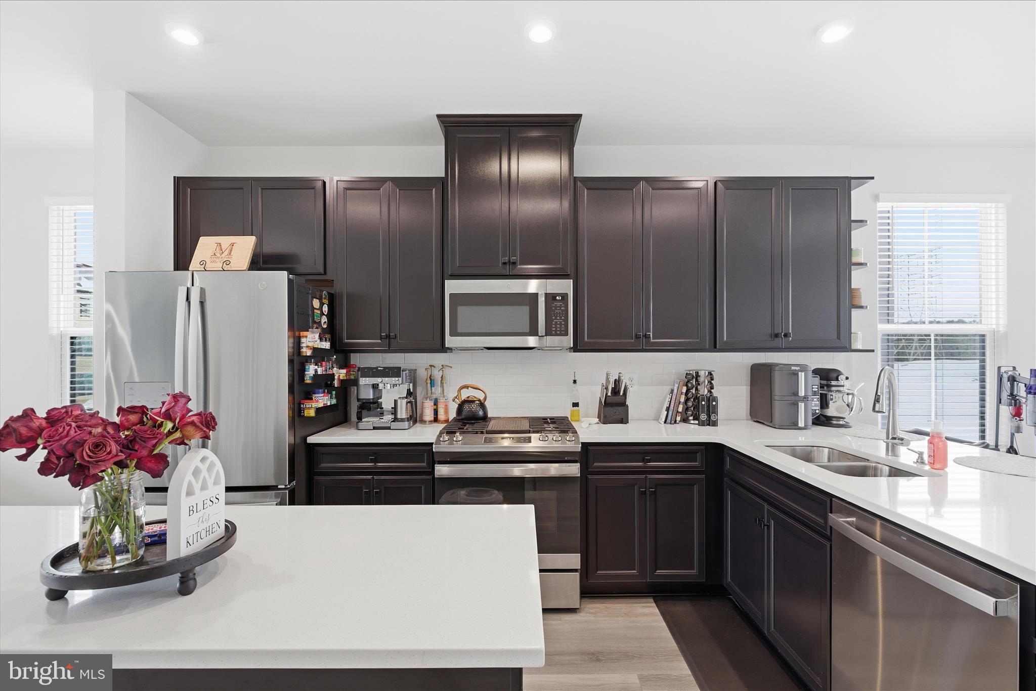 TANYARD SHORES - Residential