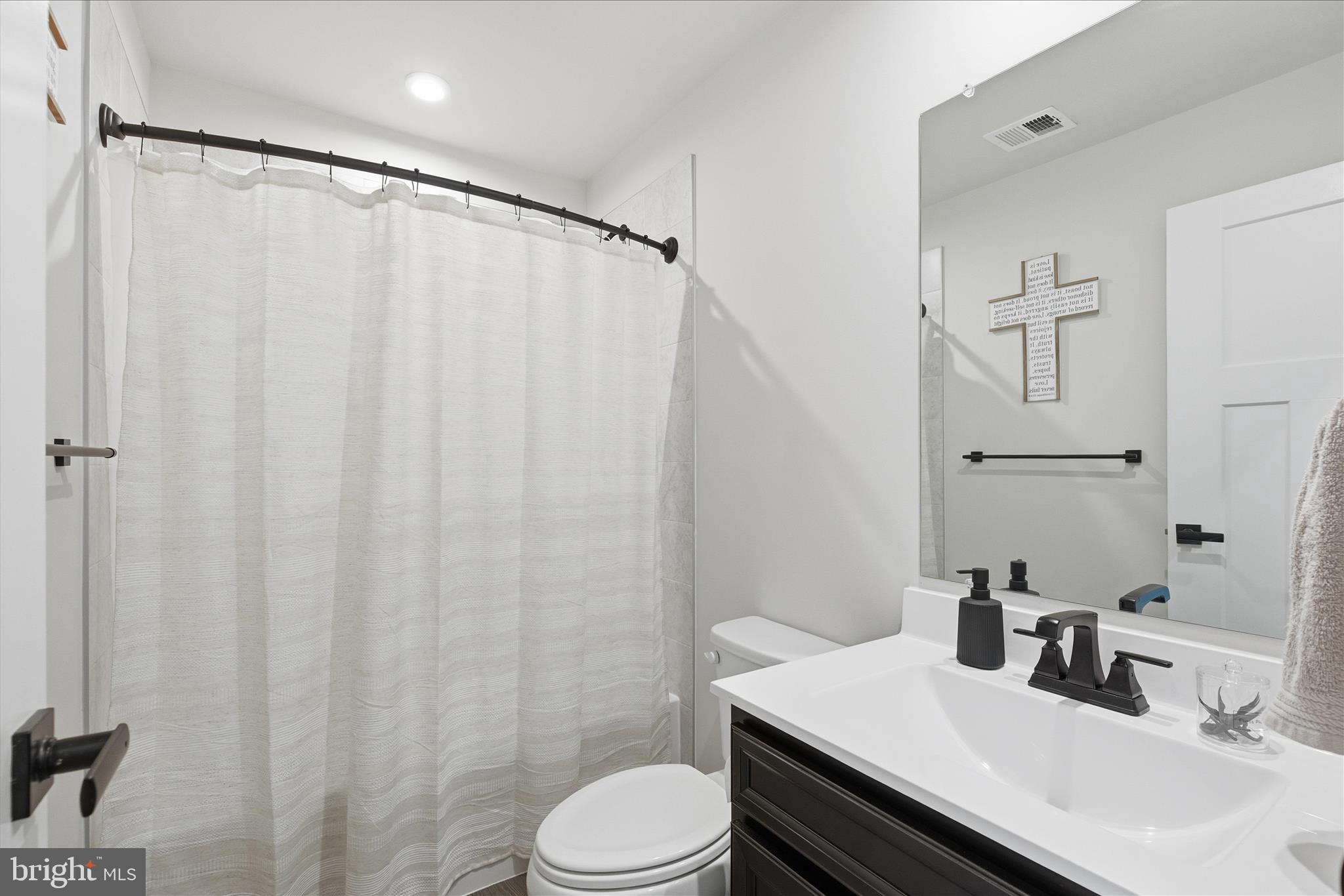 TANYARD SHORES - Residential