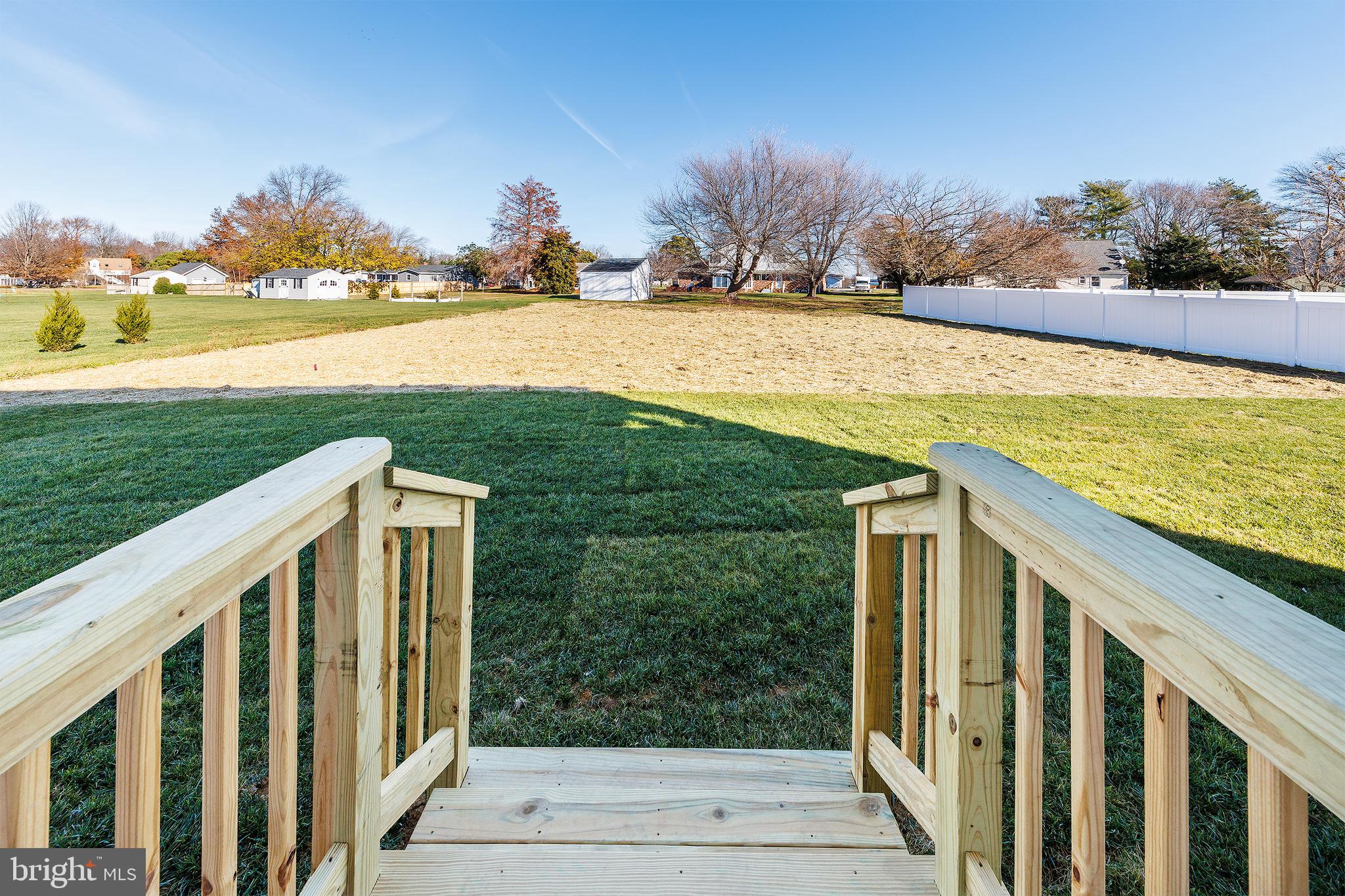 QUEEN ANNE COLONY - Residential