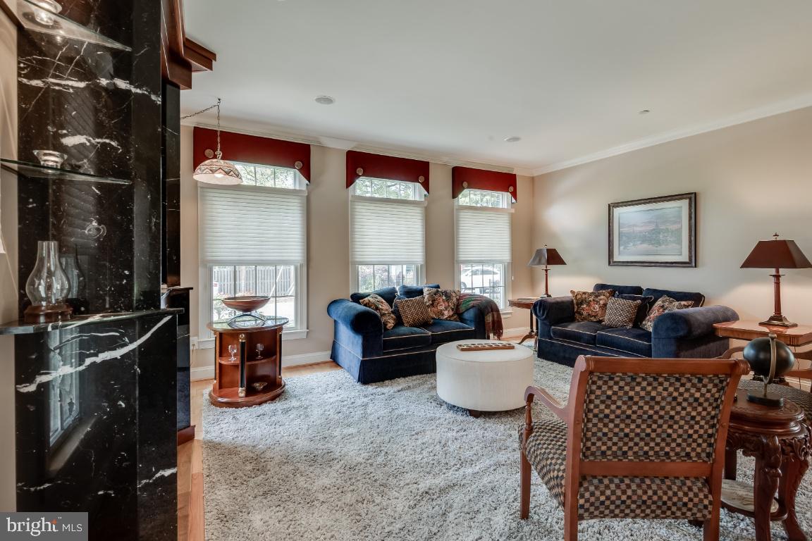 EASTPORT - Residential